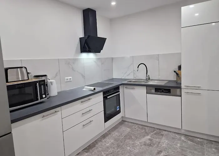 Short Term Housing In